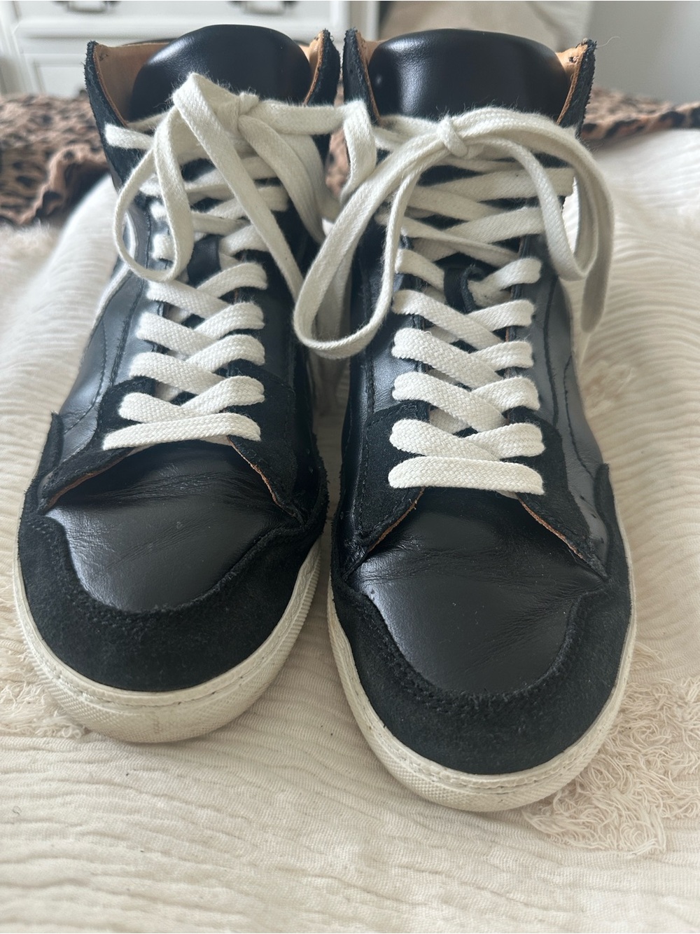 Alohas Nova Black High-Top Leather Sneakers